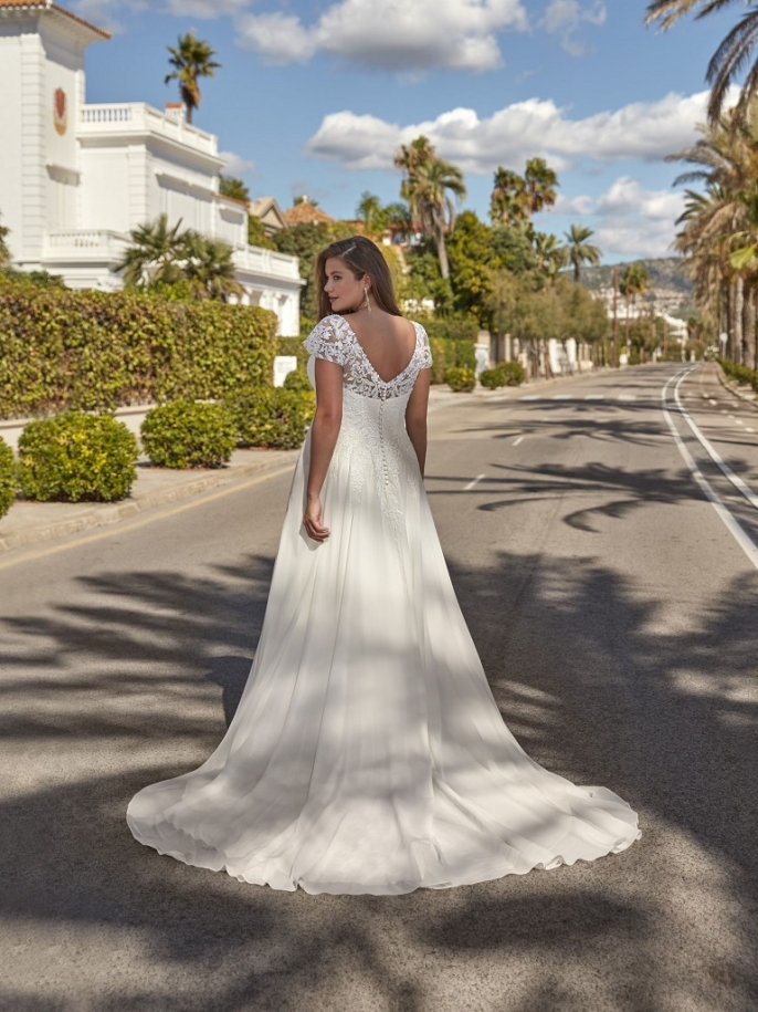 Amelie 35021 back.jpg